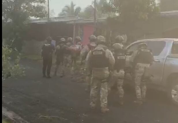 El OIJ realizó dos allanamientos como parte del operativo.