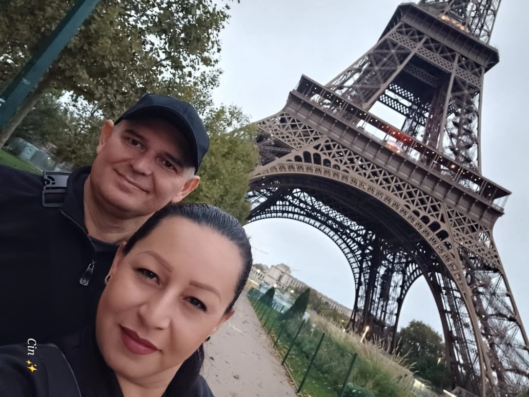 José Armando Hernández Porras, de 45 años y su esposa Cindy Castañeda se esforzaban por cumplir sus sueños. Foto: Cindy Castañeda para La Teja