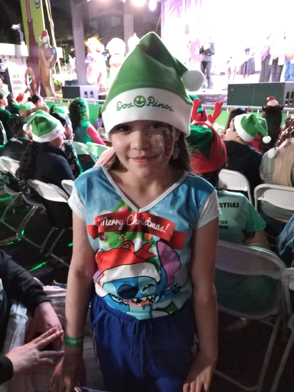 Iluminación del árbol de Navidad del Hospital Nacional de NIños 2024.