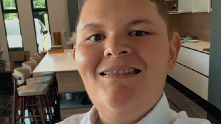 Roger “El Rocha” Chacón sobrevivió al cáncer y al covid; perdió 85 kilos y las redes sociales le cambiaron la vida
