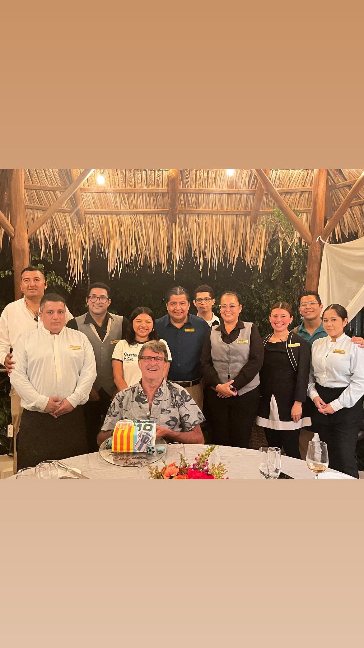 Mario Kempes celebró sus 71 años en Costa Rica