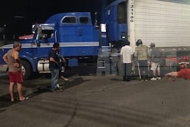 Motociclista murió prensado contra un tráiler en Alajuela