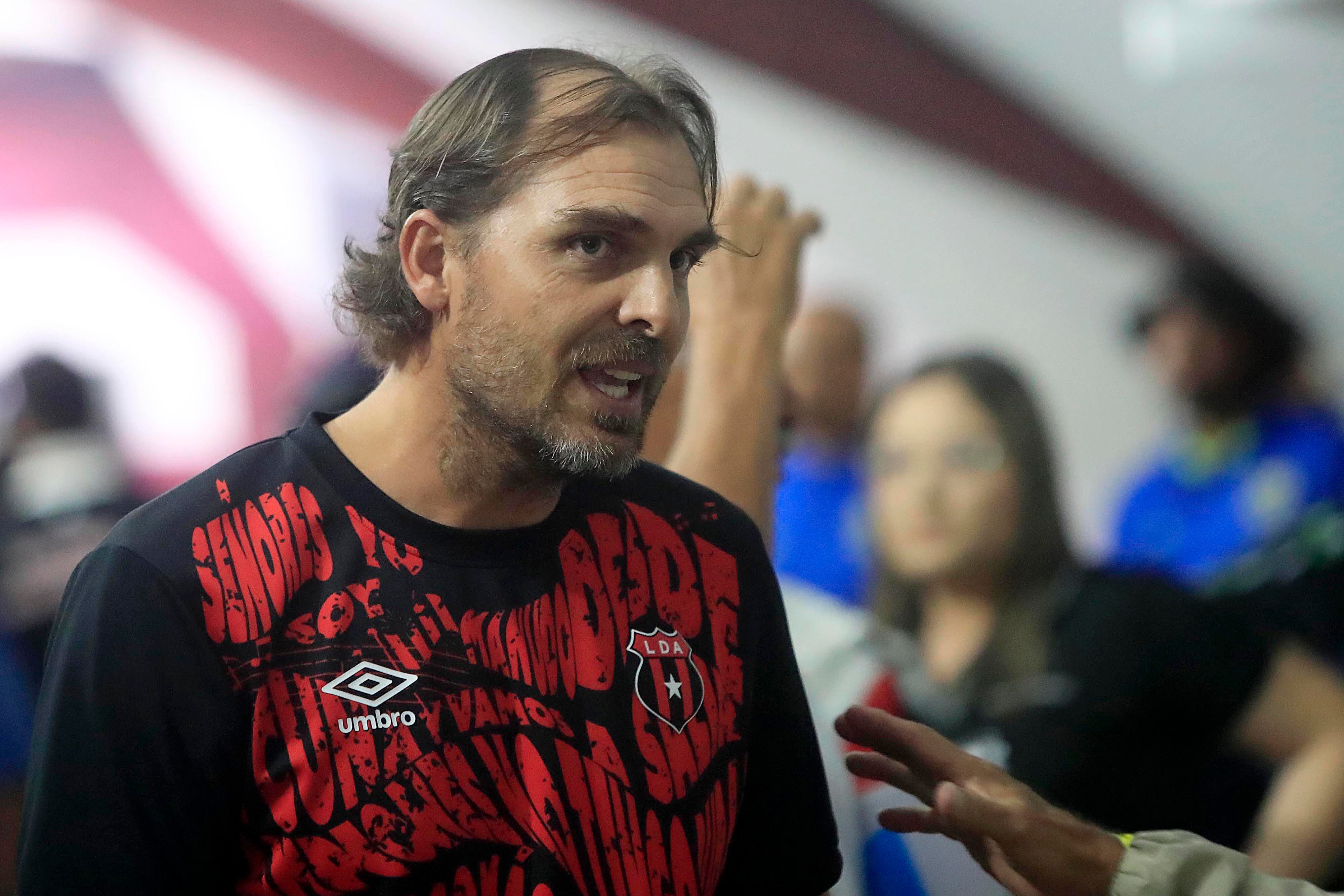 16/02/2024    Estadio Ricardo Saprissa, Tibás. El Deportivo Saprissa recibió a la Liga Deportiva Alajuelense, en una nueva versión del clásico nacional, durante la jornada 8 del Torneo de Clausura, Copa Promérica 2024. Foto: Rafael Pacheco Granados