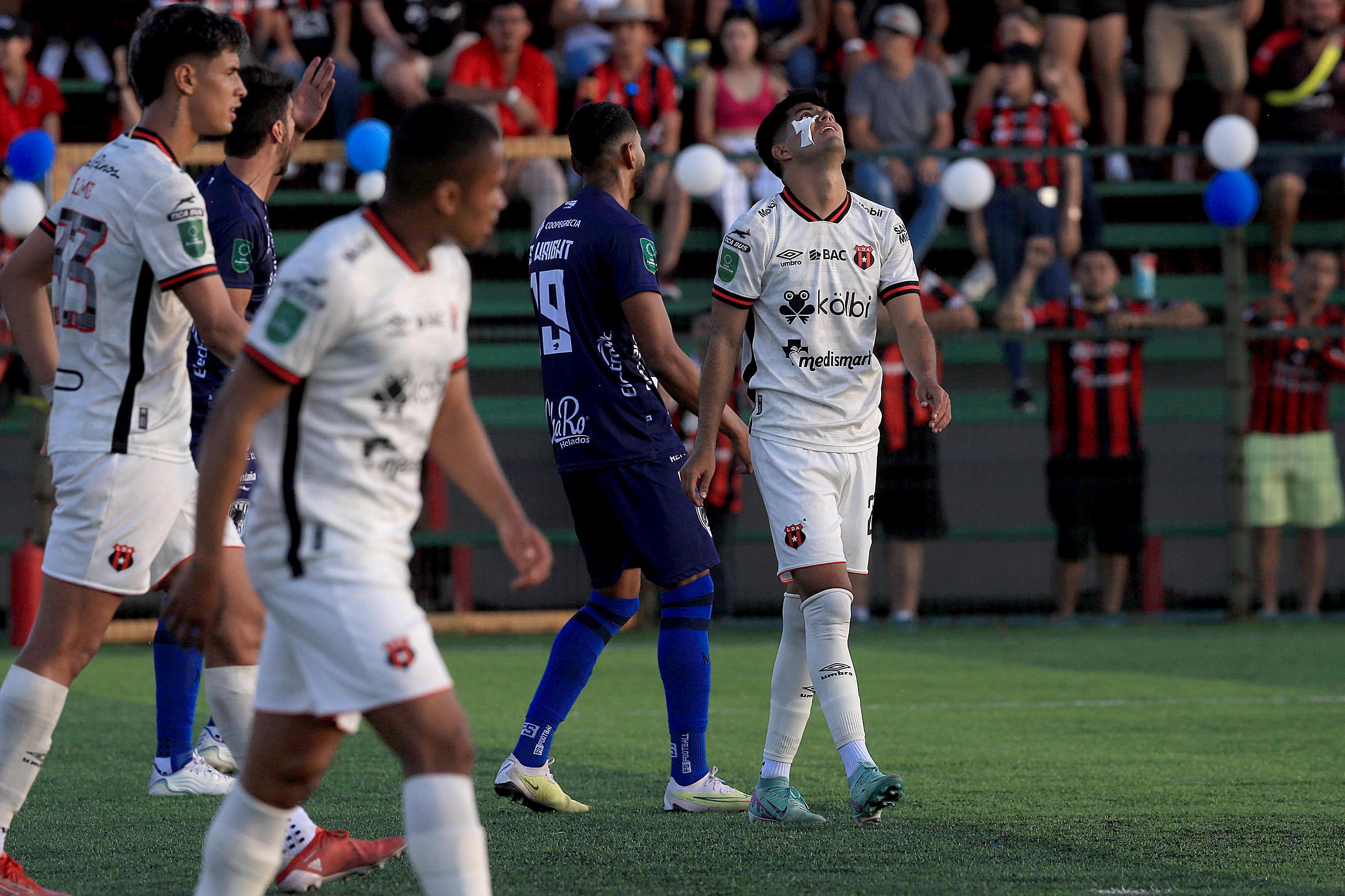 11/02/2023    Estadio Rafael Bolaños, Alajuela. El Municipal Grecia recibió a la Liga Deportiva Alajuelense, en partido de la jornada 7, Torneo de clausura, Liga Promérica 2024.