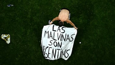 Mundial 2026: FIFA investiga la pancarta de Argentina sobre las Malvinas previo a final de la Copa del Mundo