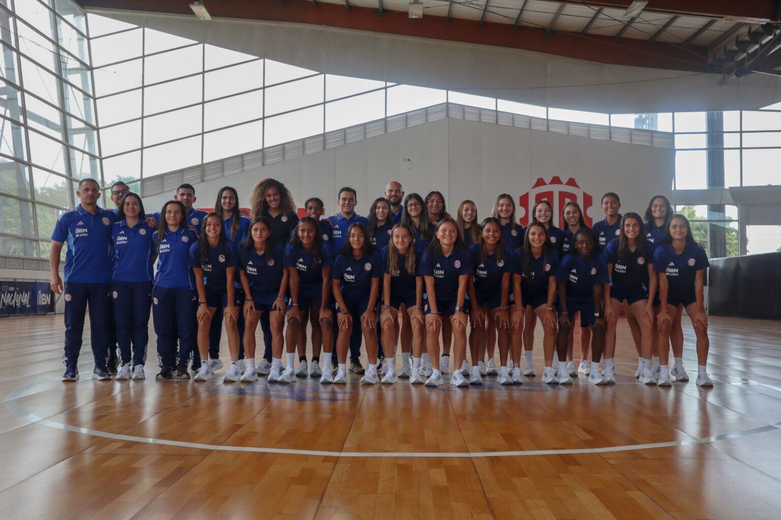 La Selección Femenina Sub-17 de Costa Rica emprende su viaje al Mundial de Marruecos.