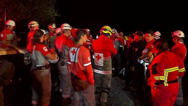 Esto es lo que hacia pareja que fue sorprendida por mortal deslizamiento