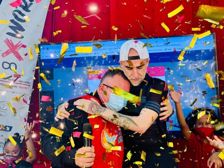 El ultradeportista, Rubén López, logró pedalear tres día sin parar para ayudar al padre Sergio Valverde de Obras del Espíritu Santo, con cinco toneladas de comida, al final fueron ocho toneladas. Rubén logró un Guinness entre el 12 y 14 de febrero del 2021.