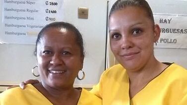 Nicaragüense y tica tienen soda que conquista paladares con dos platillos estrellas