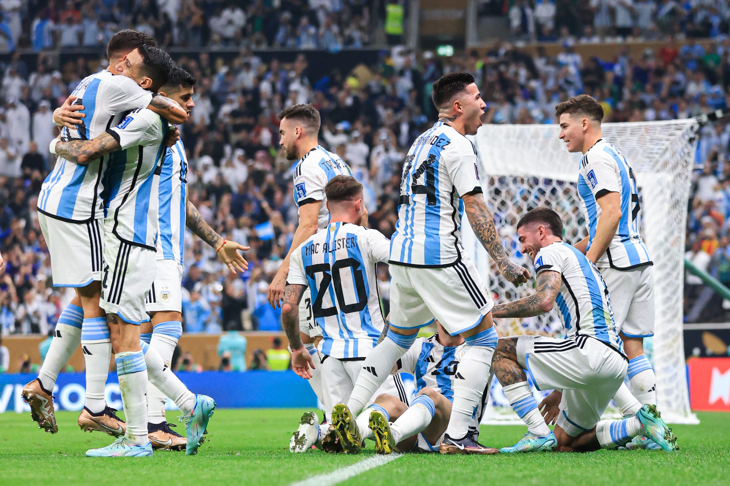 Argentina ganó la final de la Copa Mundial en Qatar el 18 de diciembre del 2022. Las celebraciones se muestran en las cintas 'Elijo creer y 'Muchachos, la película de la gente'.
