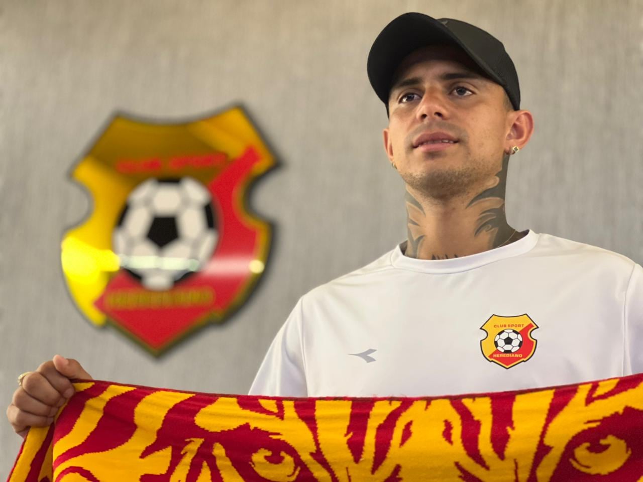 Randall Leal se une al Herediano: Revelan las razones detrás de su fichaje