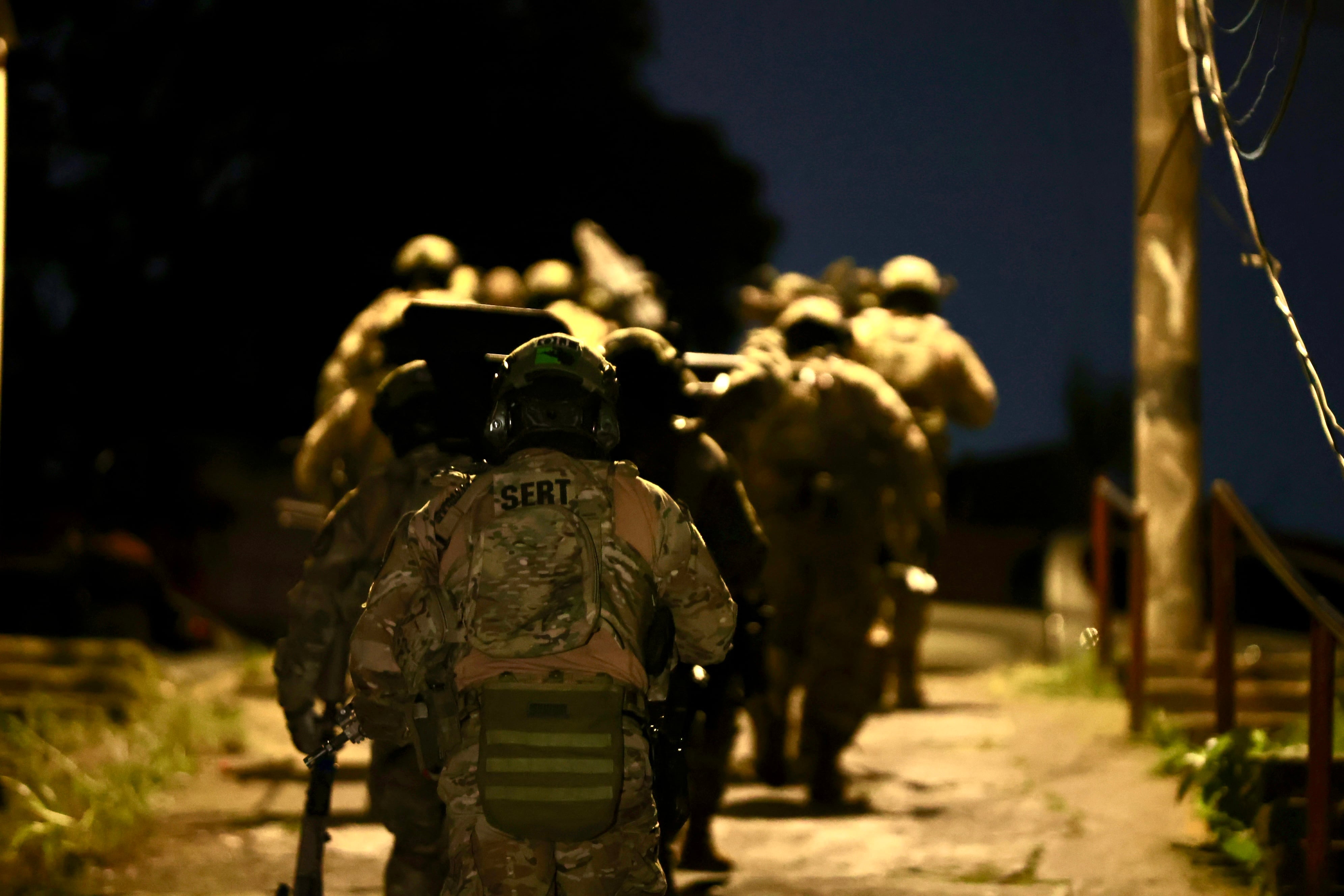 Allanamiento León Trece