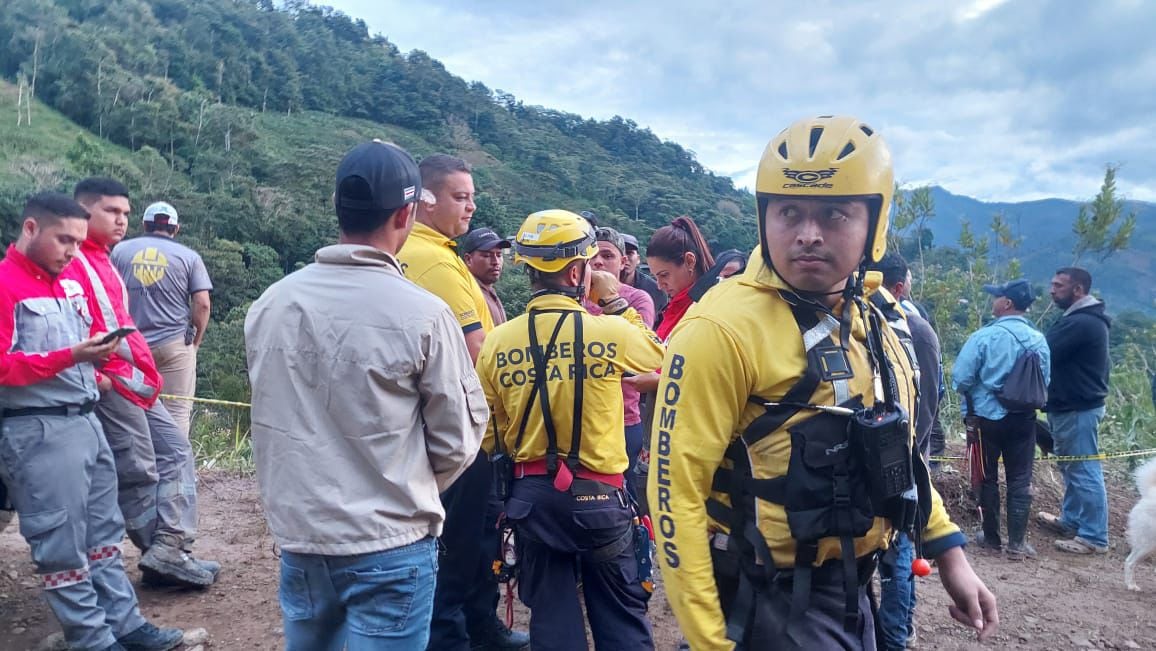 Bomberos y Cruz Roja encontraron a niño desaparecido tras accidente en Zona Sur
