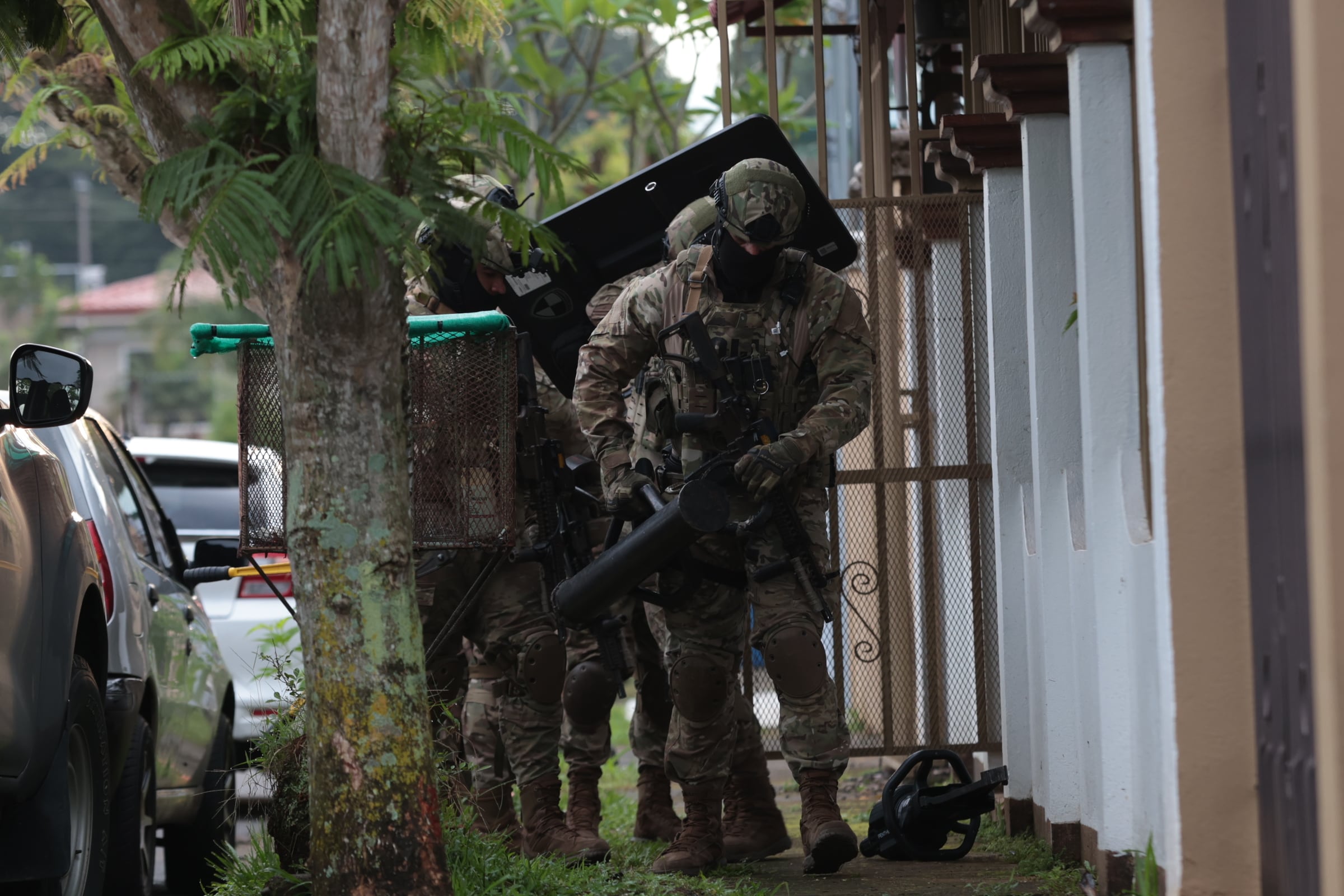 16/10/2025/ Allanamientos simultáneos en Oritina por el caso Rashab García y prestamistas gota a gota / Foto John Durán