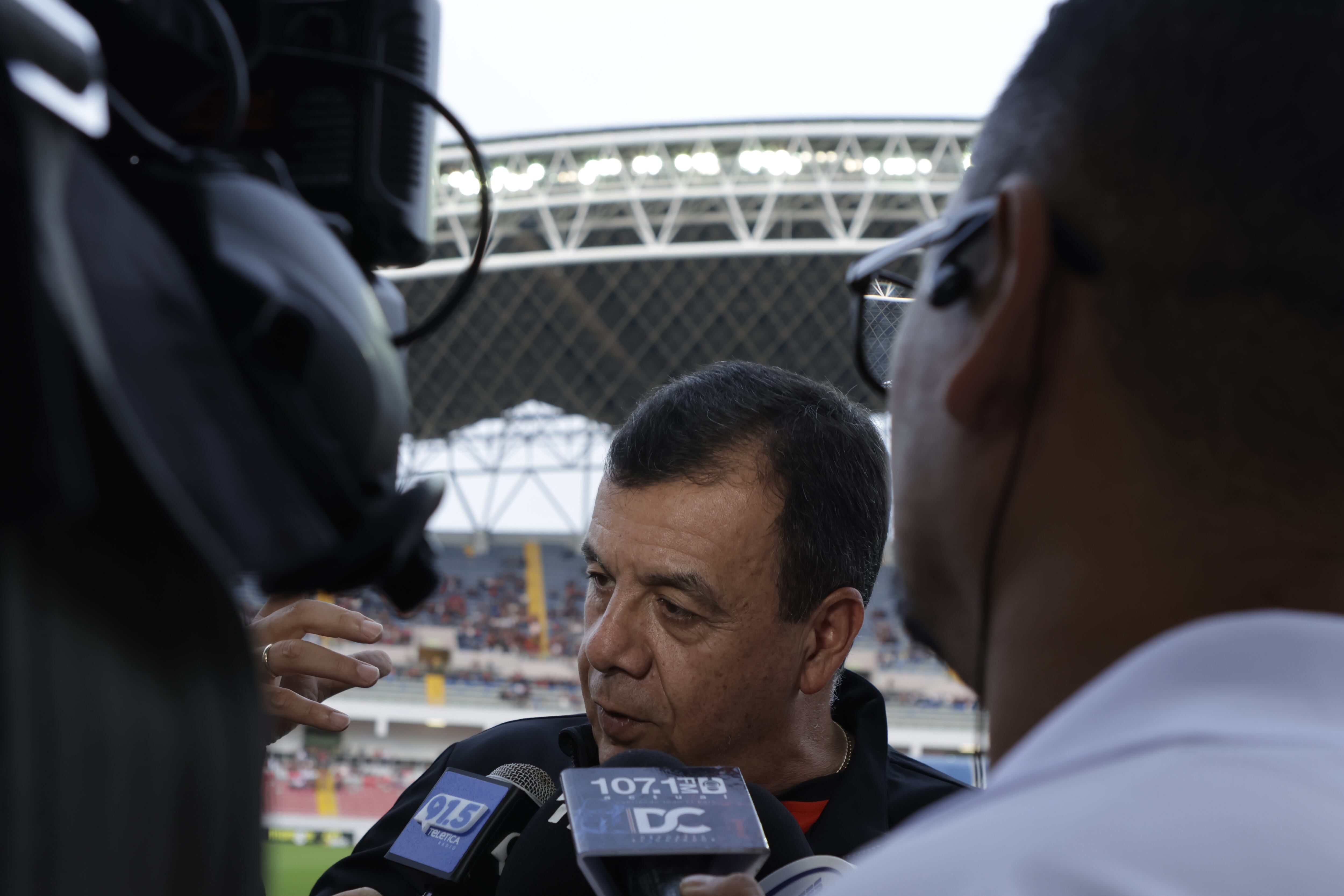 Marco Vásquez le respondió a Gustavo Chinchilla, en los dimes y diretes entre Liga Deportiva Alajuelense y Saprissa.