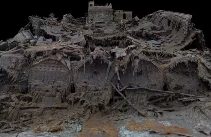 Recreación digital en alta resolución muestra el deterioro de la sala de calderas del Titanic, donde algunas aún conservan su forma, lo que evidencia que funcionaban durante el hundimiento.