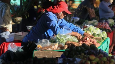 ¿Va a la feria este fin de semana? Vea cuáles productos bajaron y subieron de precio
