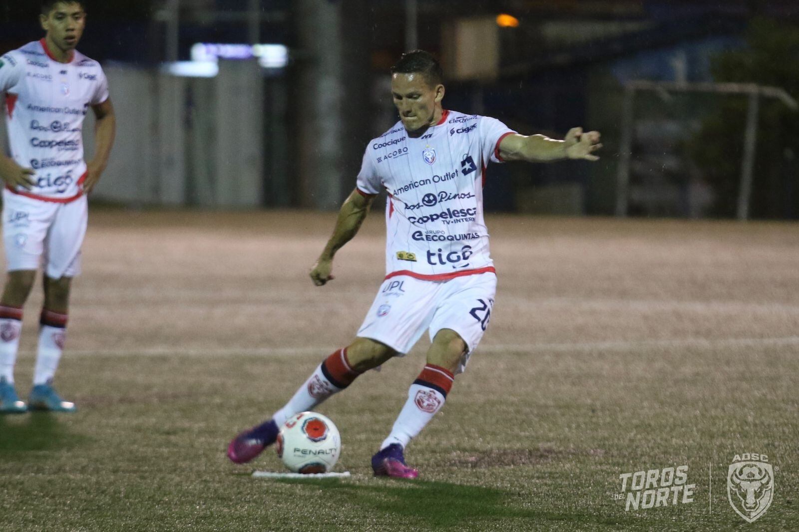 Un gol de Wílmer Azofeifa le dio el triunfo a los norteños. Prensa SC.