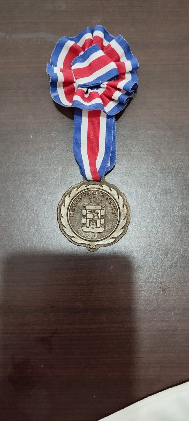 Ligia Mora Mora es profesora de Orientación en el Colegio Francisca Carrasco, ubicado en Guadalupe de Cartago, es por eso que ella se ha encargado en los últimos 5 años de vestirse como la heroína tica y así mantenerla fresca en la memoria del país