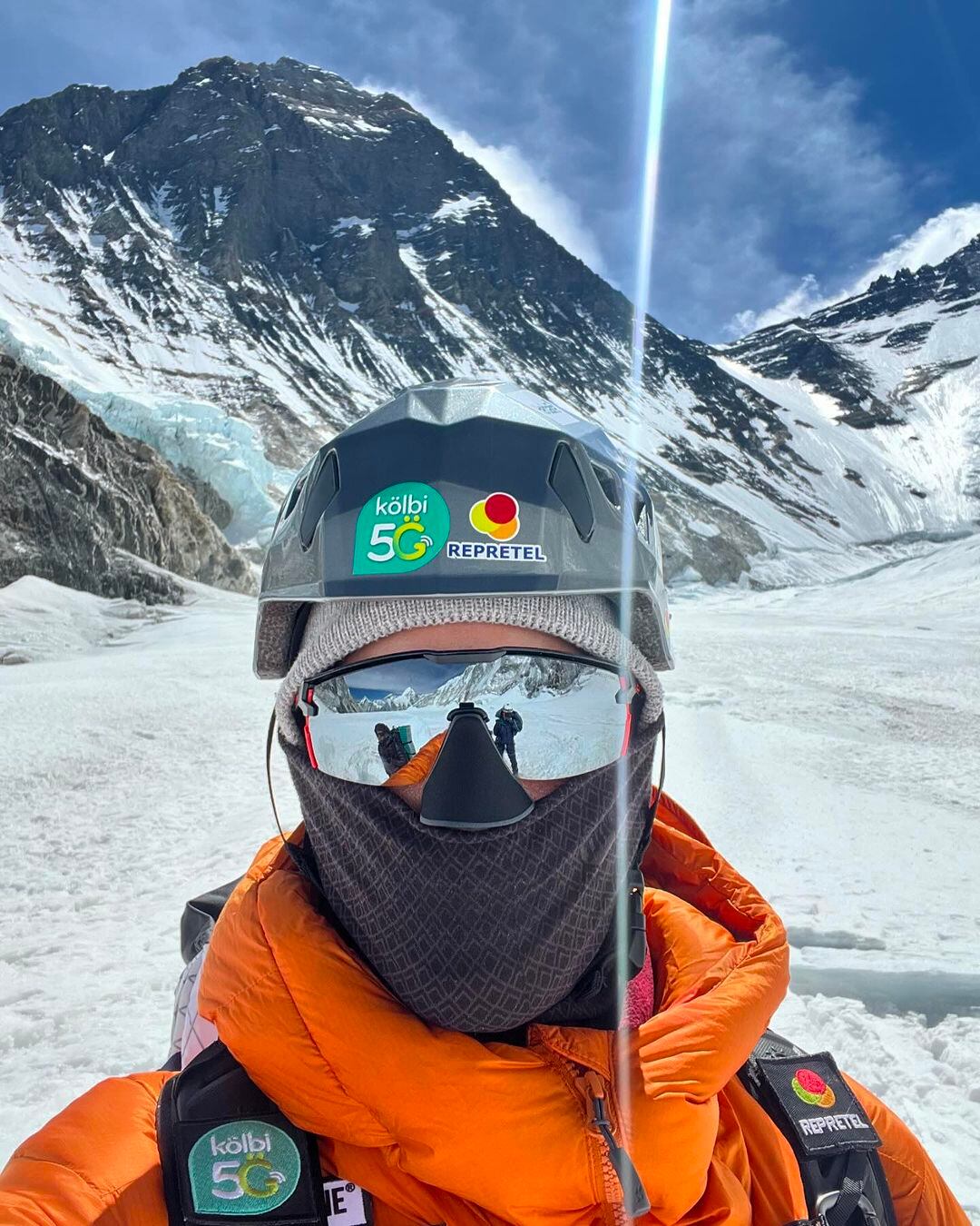 Daniel Vargas en su expedición por conquistar el Monte Everest 2024.