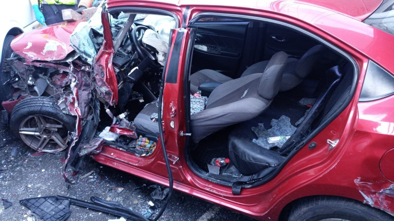 Colisión múltiple en Desamparados. Foto cortesía.