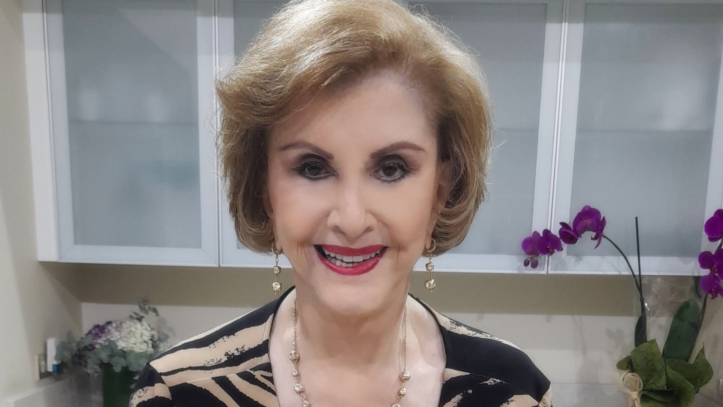 Tía Florita pasó por un momento de mucha felicidad este viernes tras arrastrar durísimos días por la muerte de su hijo, Carlos Echandi, el pasado 11 de mayo.