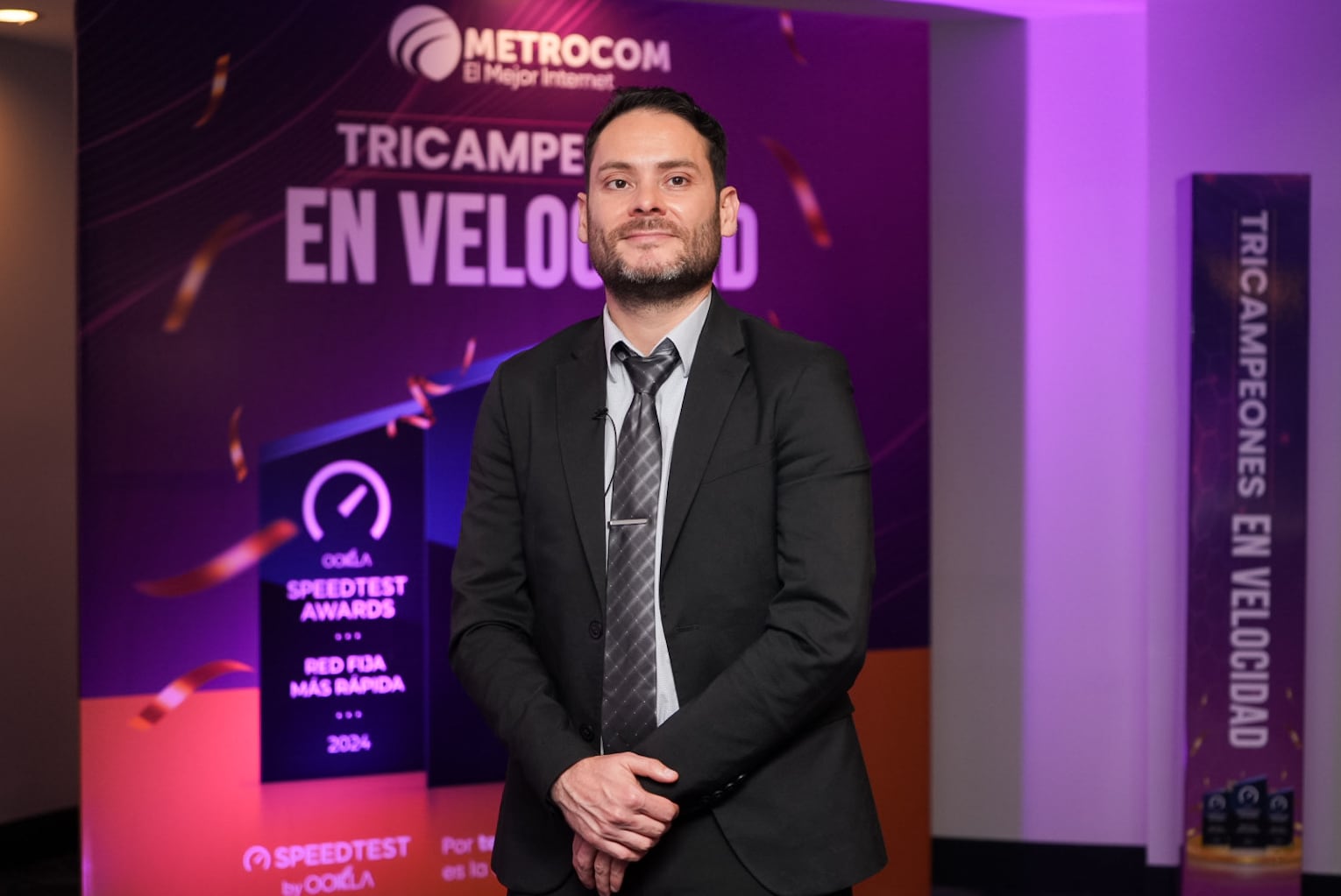 13/08/2025. Conferencia de prensa Metrocom. Hotel Crowne Plaza, Sabana. San José. Fotografía: Lilly Arce.
En la fotografía: Pedro Direne, Luis Albellón, José Mora.