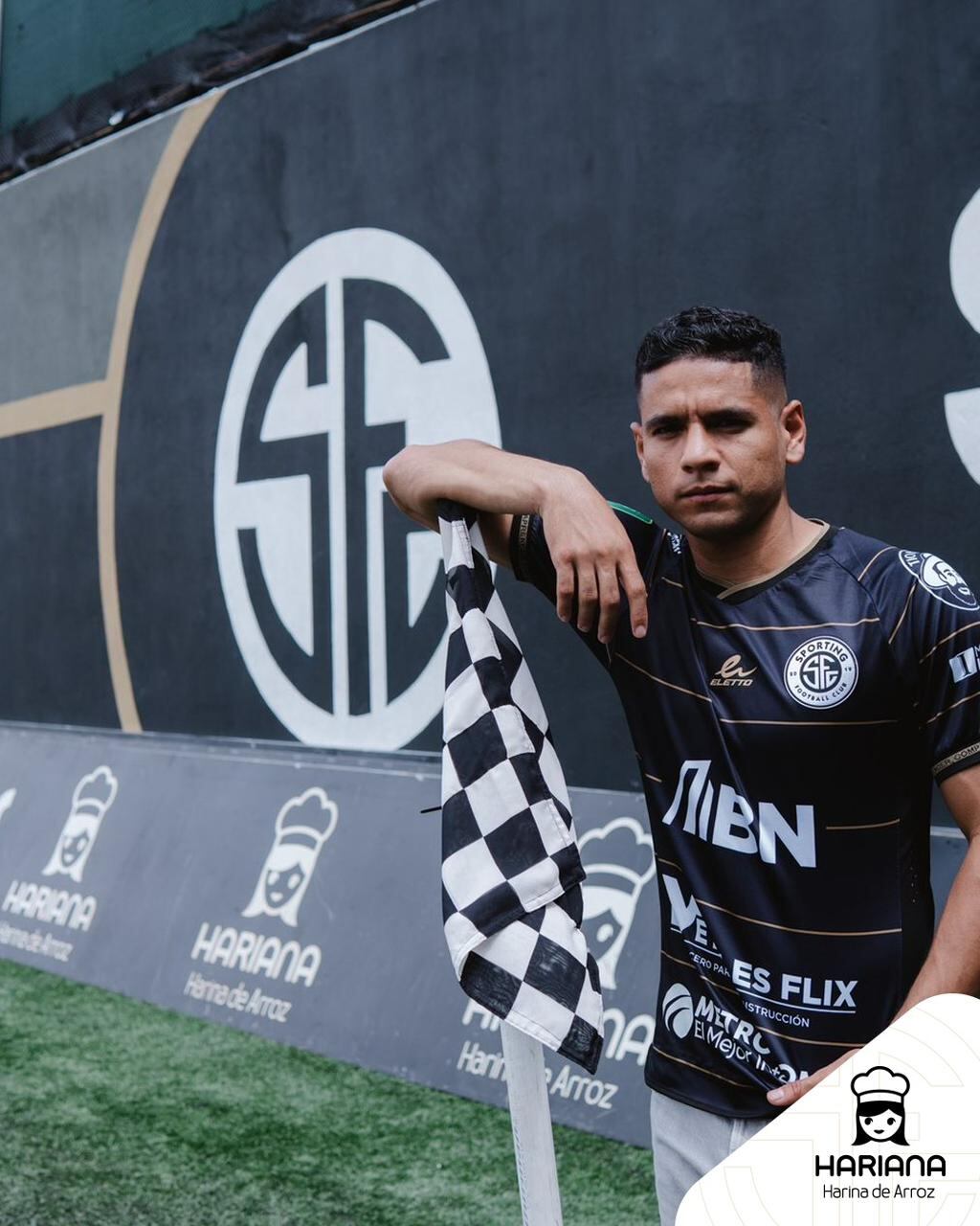 Carlos Pineda, Sporting