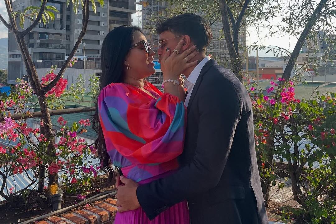 Esposa de Yeltsin Tejeda se desbordó de amor con palabras hacia su amado.