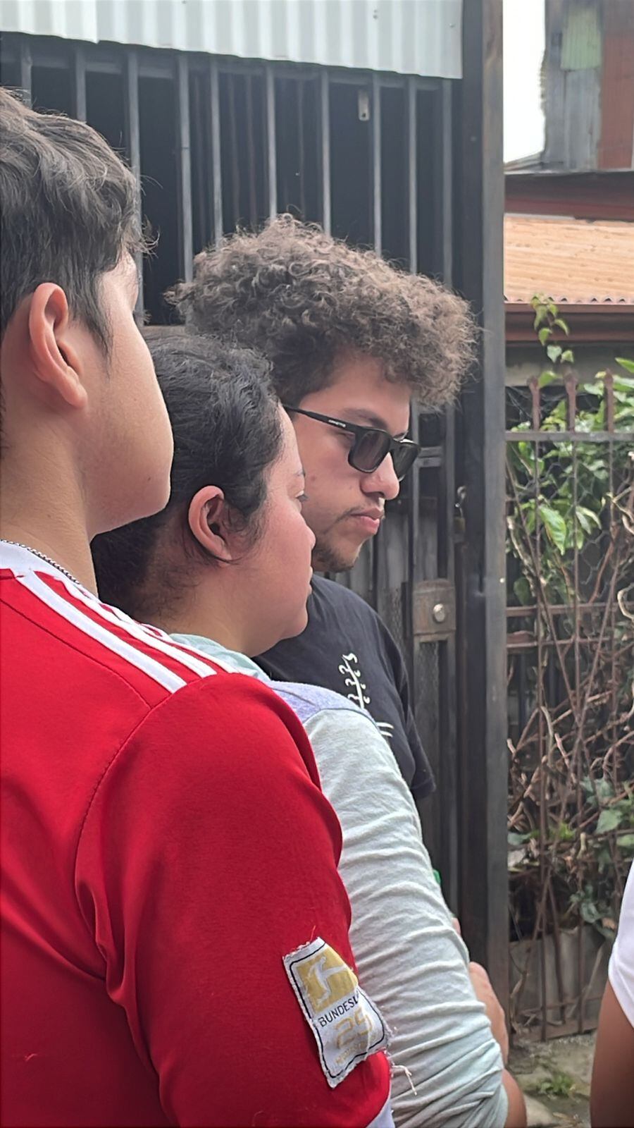 Pareja de novios sobrevivió a incendio en el que murió una mujer y sus tres hijos