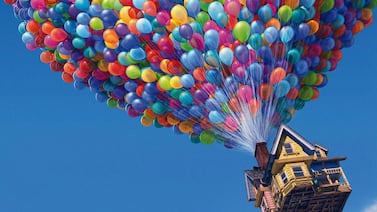 Tico construye réplica de la casa de la película Up con vista a una maravilla natural de nuestro país