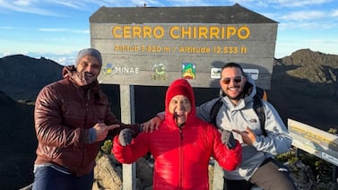 Choché Romano, Yiyo Alfaro y Bismarck Méndez celebran así su llegada al punto más alto del Chirripó