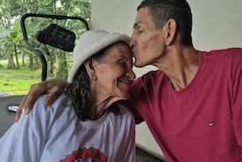 Mamá encontró a hijo que estuvo desaparecido por 24 años gracias a las redes sociales