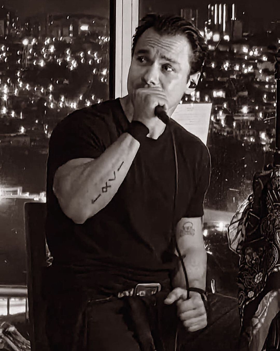 Adrián Lizano es el nuevo galán de María Teresa Rodríguez