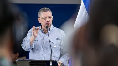 (Video) Influencer usó a Rodrigo Chaves para explicar algo sobre los ticos y desató la polémica