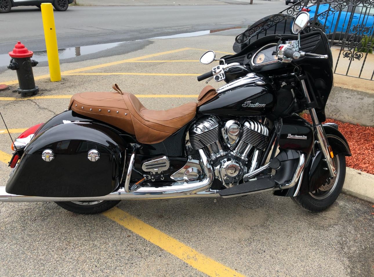 Eduardo Araya Pereira es un tico que vive en Boston y tiene una moto Indian Roadmaster 2015. Foto: Cortesía.