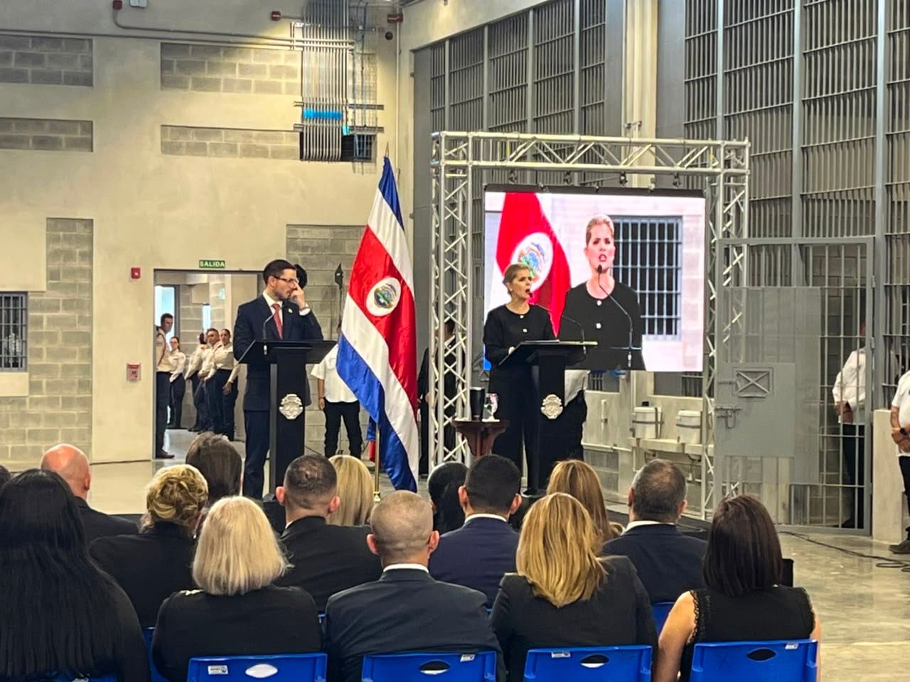 La presidenta de la República Laura Fernández inauguró el Cacco, un anexo construido dentro del complejo penitenciario La Reforma, en San Rafael de Alajuela.