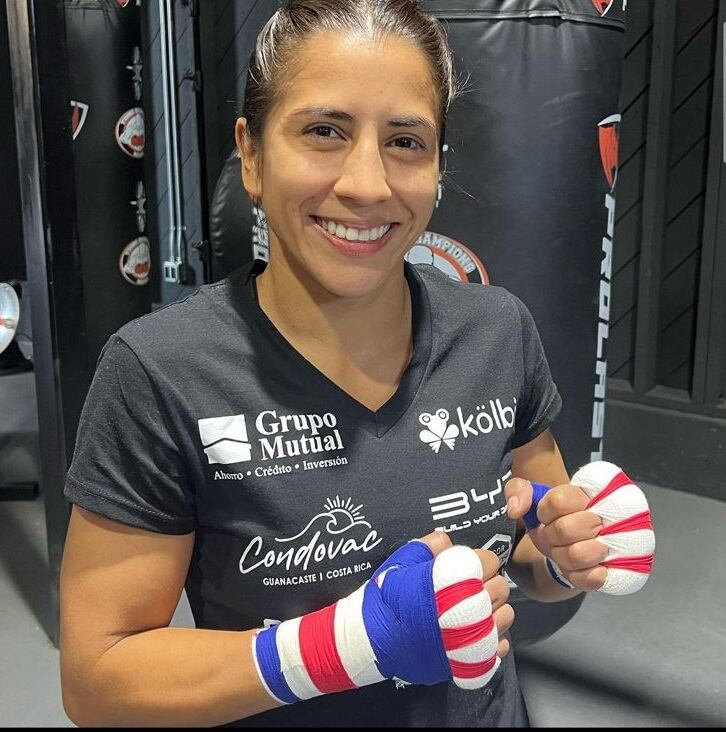 Yokasta Valle, renuncia a título mundial en 108 libras