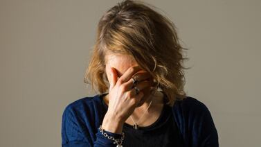 Señora macheteada por hombre al que le daba comida vive sin rencor y trata de dejar el miedo atrás