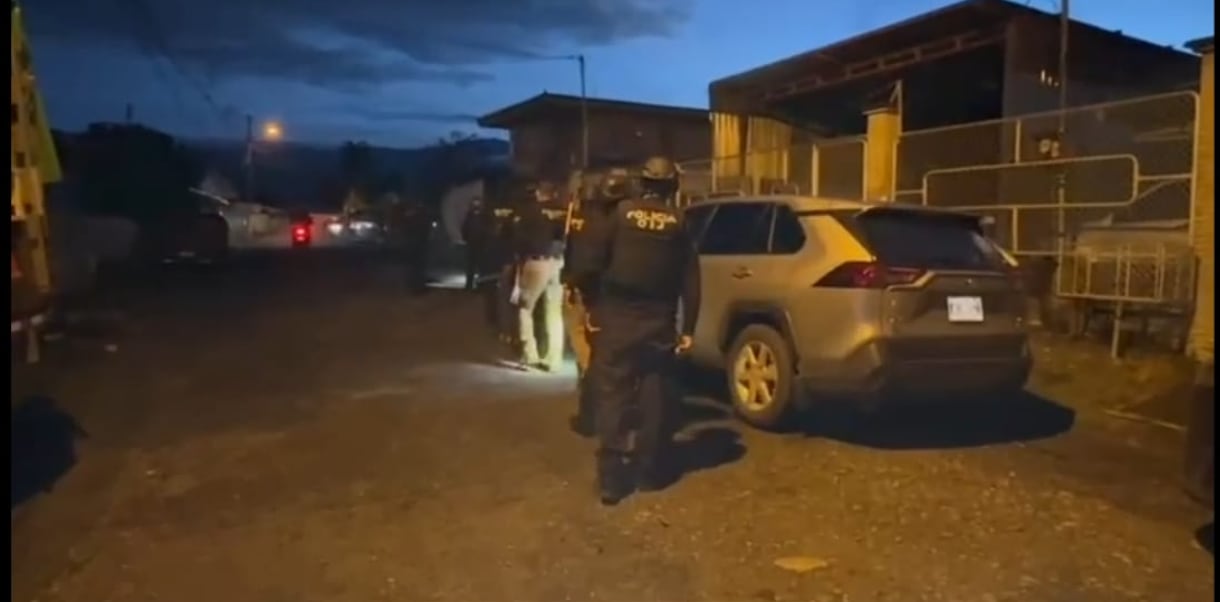 El OIJ realizó el allanamiento a las 5 a.m. de este martes en Villa Ligia.