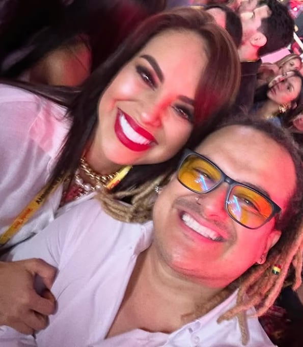 Choché Romano y su hermana Natalia Romano, ambos creadores de contenido.