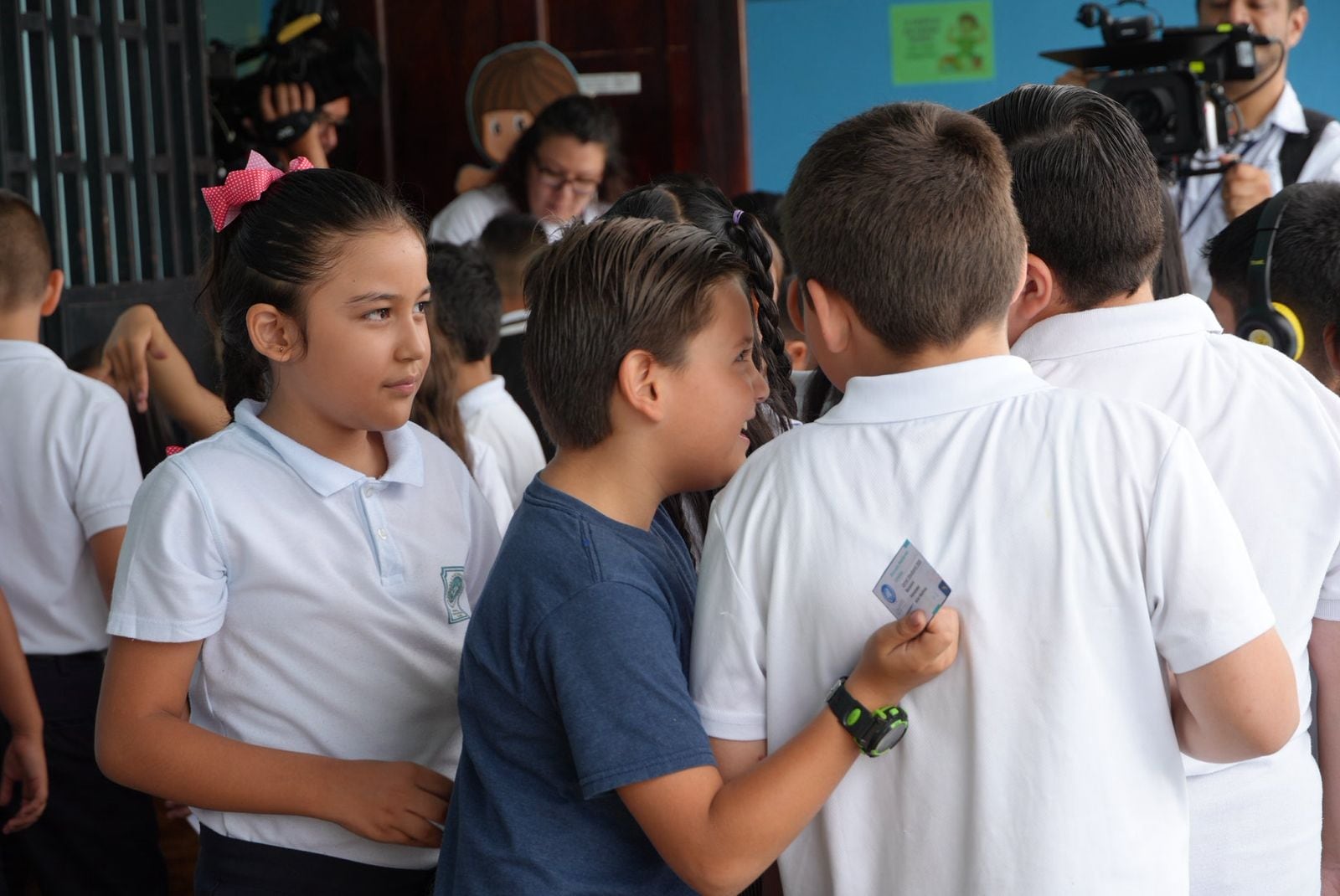 La mañana de este viernes 29 de mayo, el ministro de Educación Pública, Leonardo Sánchez Hernández, participó en la jornada electoral estudiantil de la Escuela Naciones Unidas, en San José, donde se ejerce el voto electrónico.
