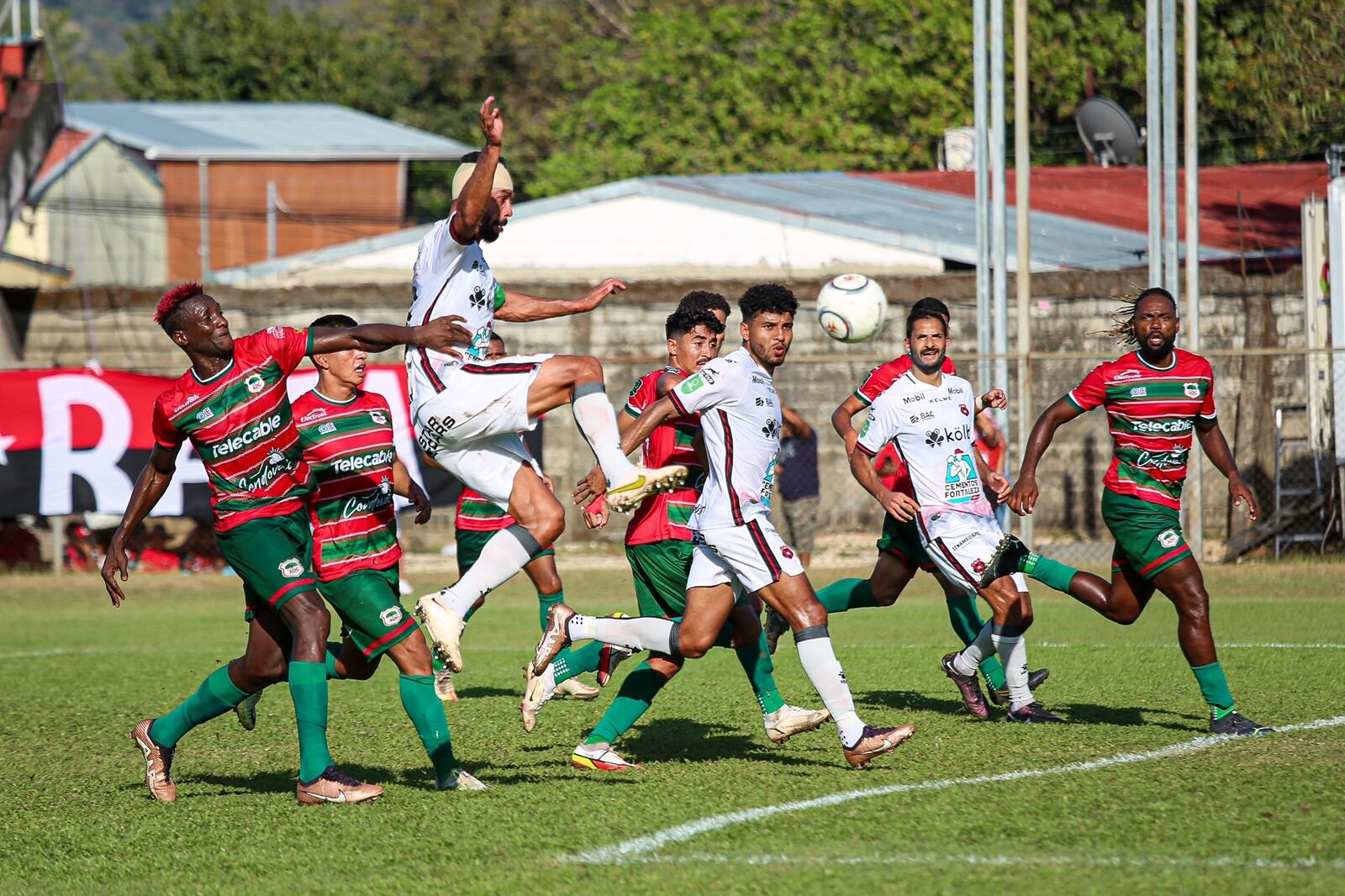 Guanacasteca - LDA. Prensa LDA.