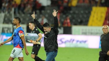 Jafet Soto demandará a los dos comisarios del partido ante Alajuelense