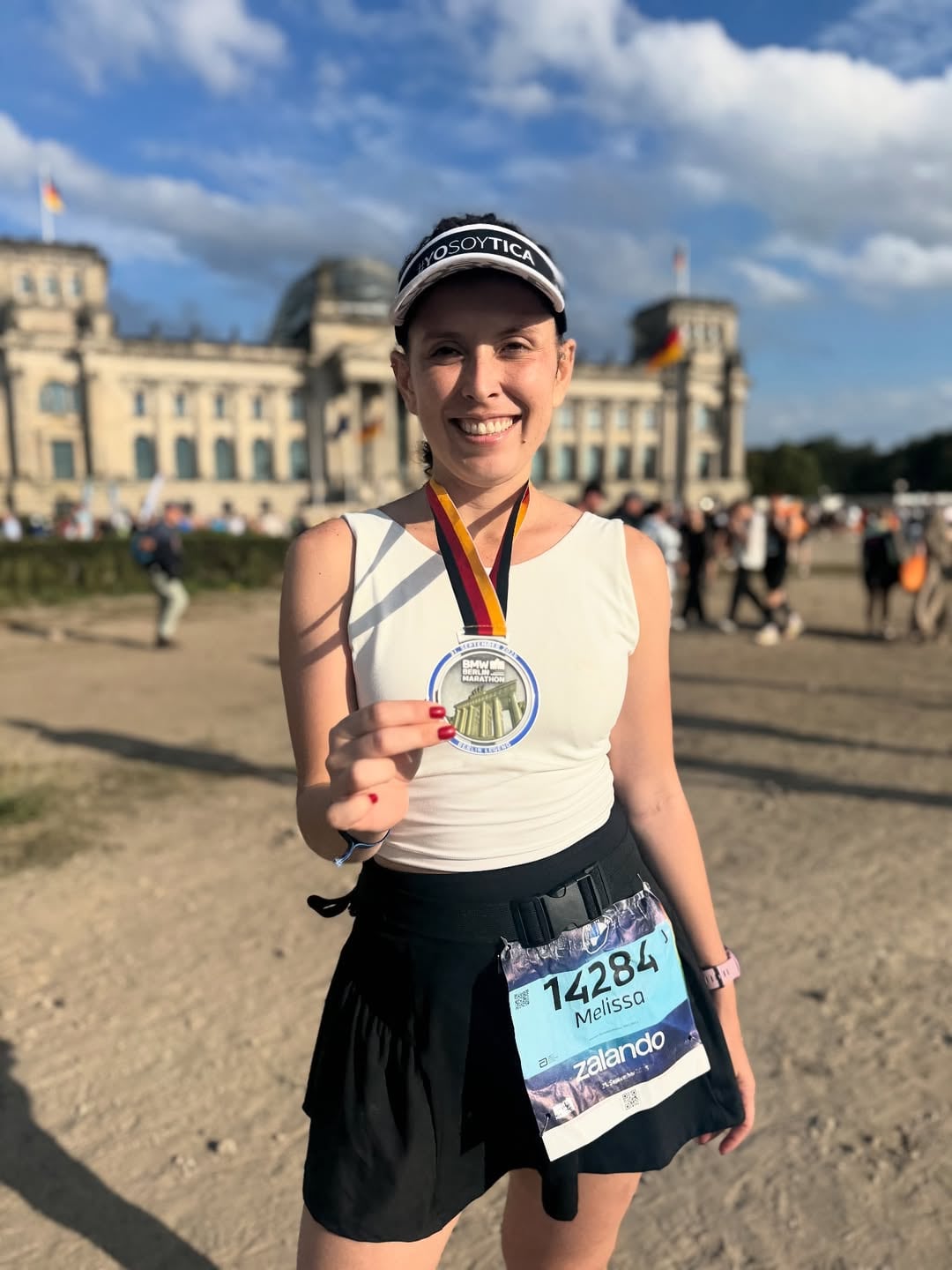 Melissa Alvarado completó la Maratón de Berlín 2025