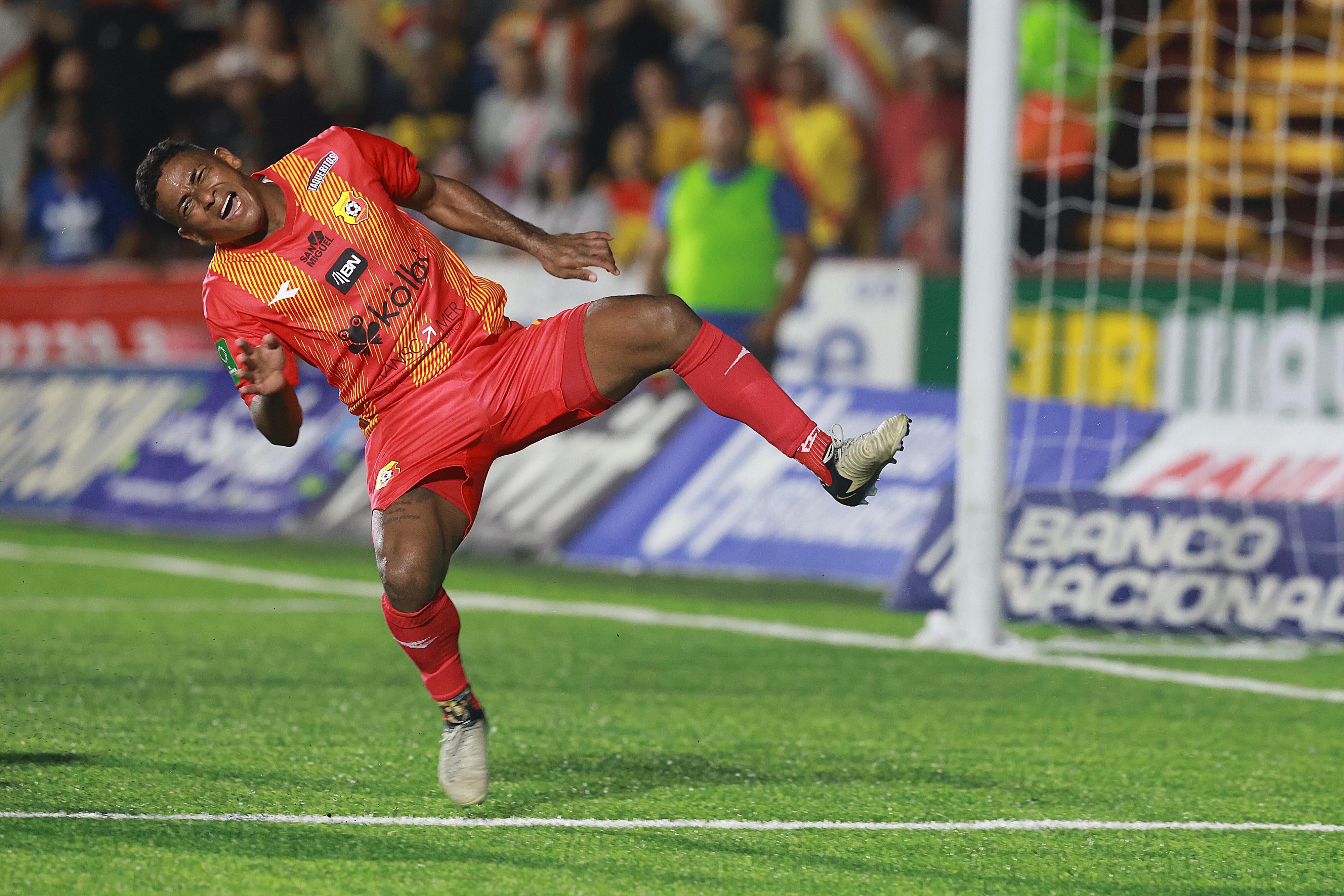 08/05/2024     Estadio Carlos Alvarado, Santa Bárbara. El Club Sport Herediano recibió a Puntarenas FC en partido de la Jornada 21 del Torneo de Clausura, Copa Promérica 2024. Foto: Rafael Pacheco Granados