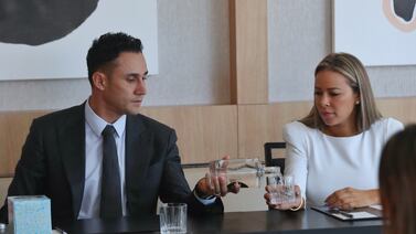 Keylor Navas se puso una flor en el ojal con un necesitado pueblo de África