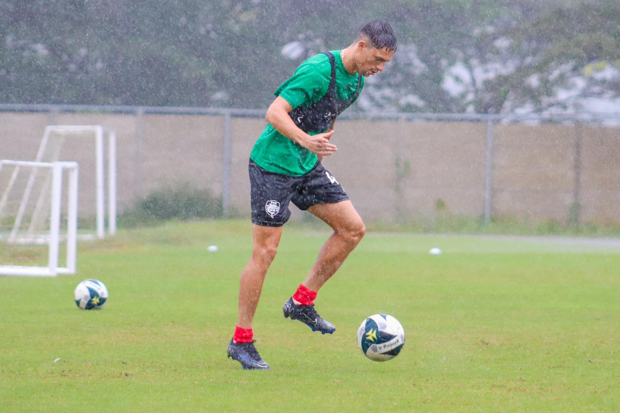 Puntarenas FC, entrenamiento en El Roble