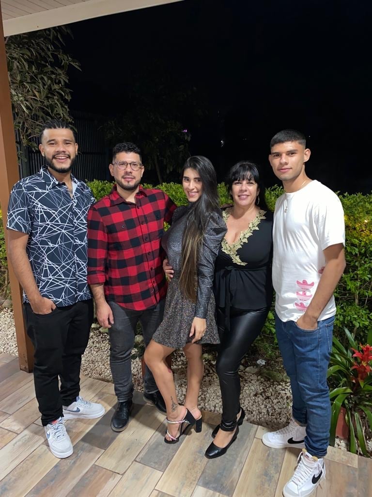 Isaac París, familiares, Club Sport Cartaginés