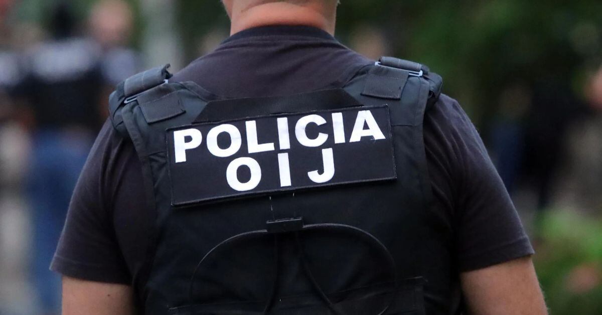 En la imagen, un chaleco de policía del OIJ